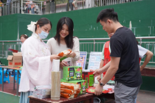 武漢市慈善總會關山街道地質大學社區慈善基金啟動！